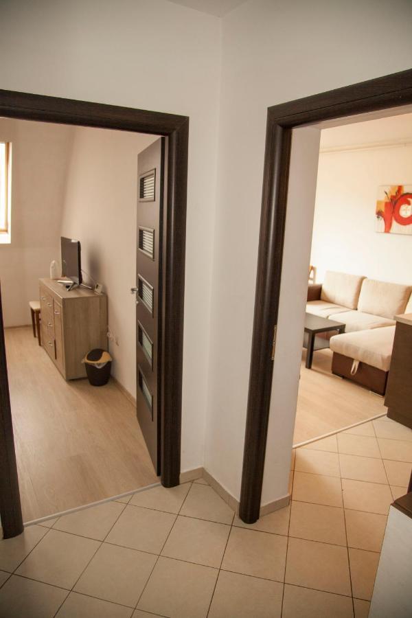 Diana'S Apartment براشوف المظهر الخارجي الصورة